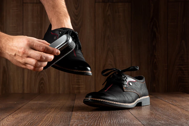 How to distinguish natural leather from synthetic - buying natural leather bags and shoes